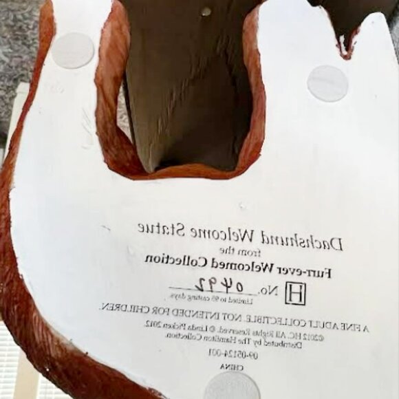 Dachshund Sculpture by Furr-ever Welcome by Hamilton Collection - Picture 11 of 11